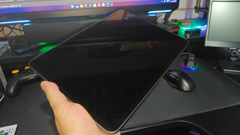 OnePlus Pad 2 — 12GB/256GB — 12,1" 3K 144Hz — Imaculado + Capa-stand
