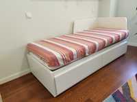 Sofá cama com colchões