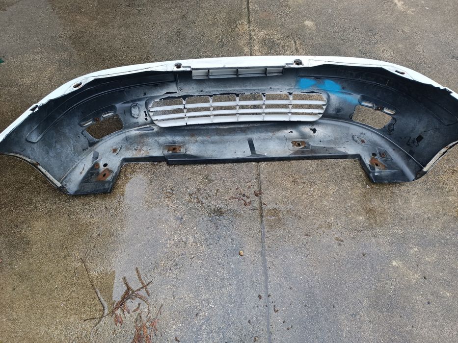 Parachoques frente Fiat Punto mk1