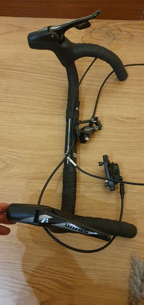 Manetes e pinças de travão hidraulicos Sram S700 para 10V