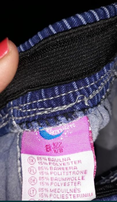 Spodnie dziewczęce r. 122/128