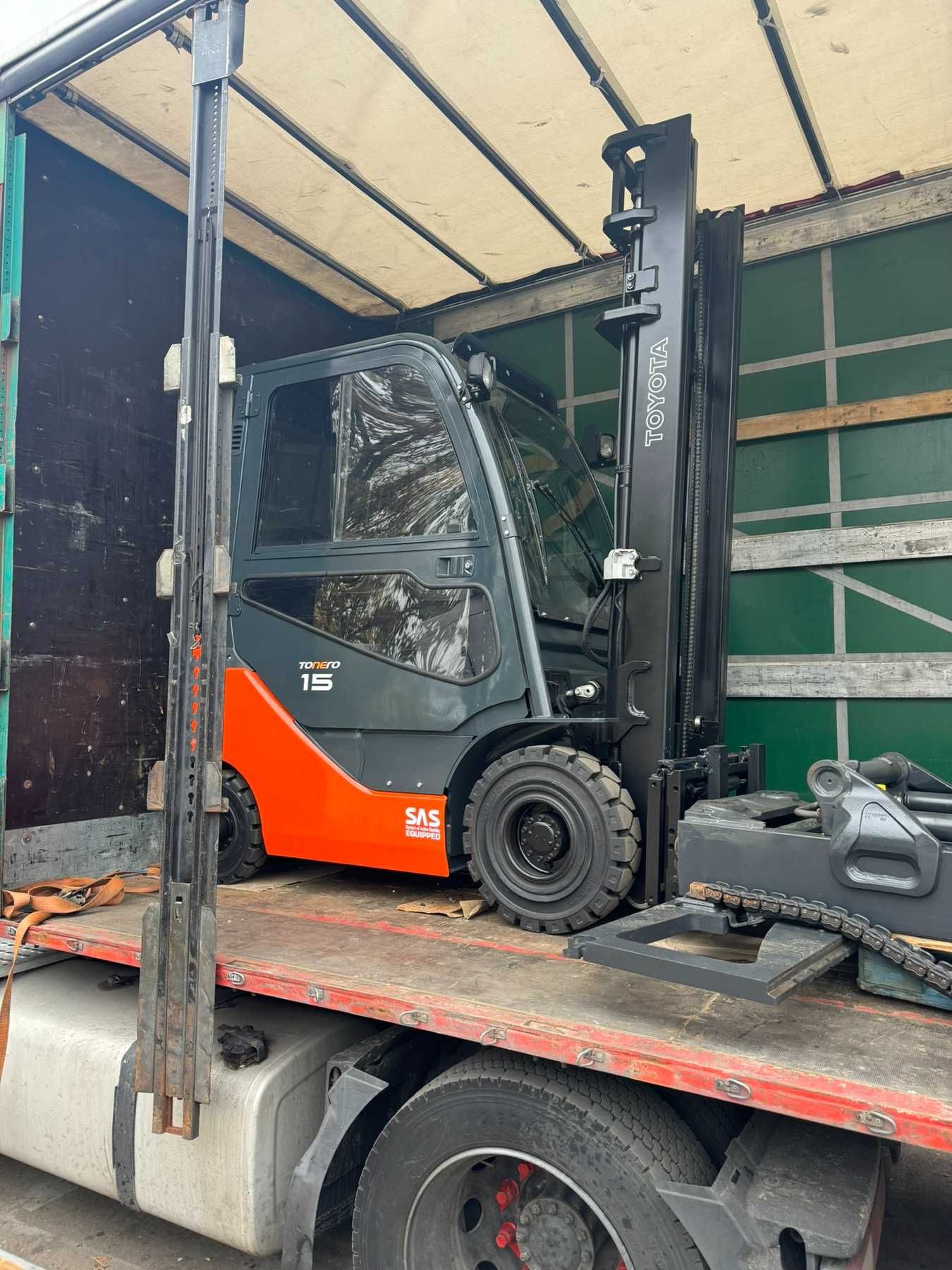 TOYOTA 06-8 FGF 15 газовий навантажувач, кара, погрузчик