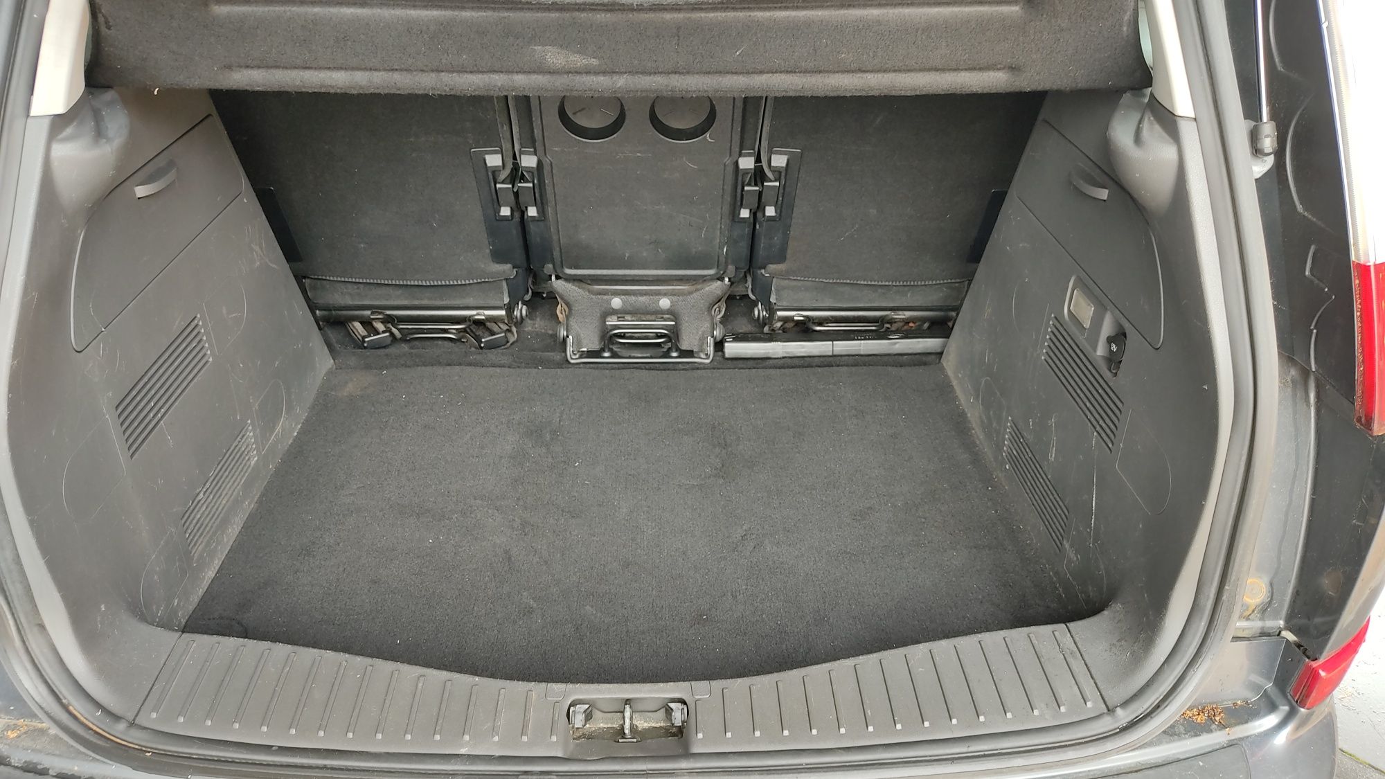 Ford C Max (Ghia)