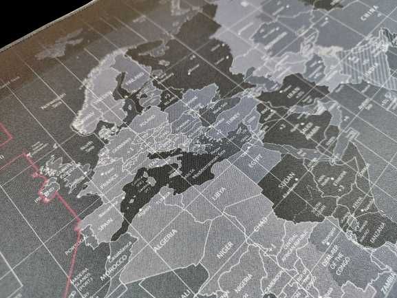 Podkładka pod myszkę i klawiaturę - Mapa świata 90 x 40 cm