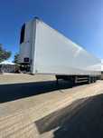 Schmitz Cargobull  Naczepa chlodnia schmitz carrier 2014 dwie komory vector 1950mt VAT23%