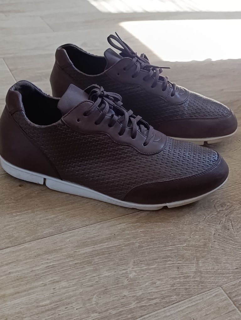 кроссовки туфли clarks