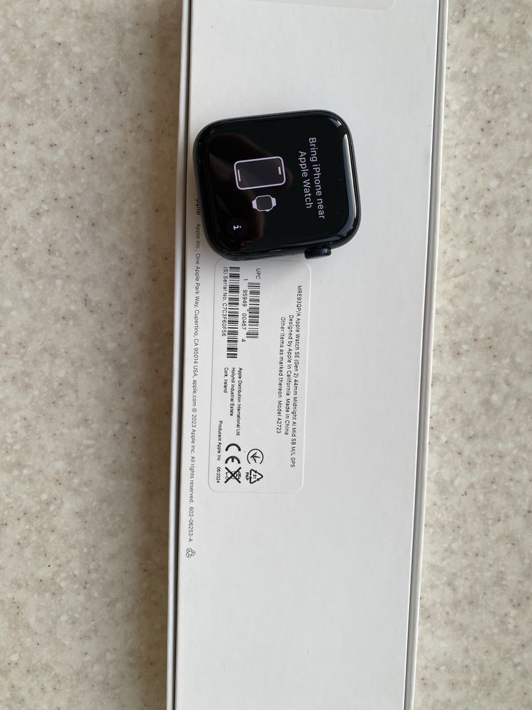 Apple Watch SE (Gen 2) 44 mm