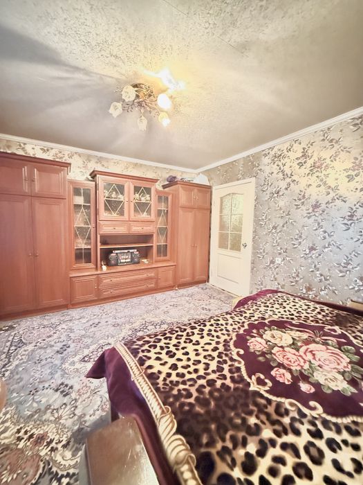 Двокімнатна квартира , центр міста . Без комісії!%