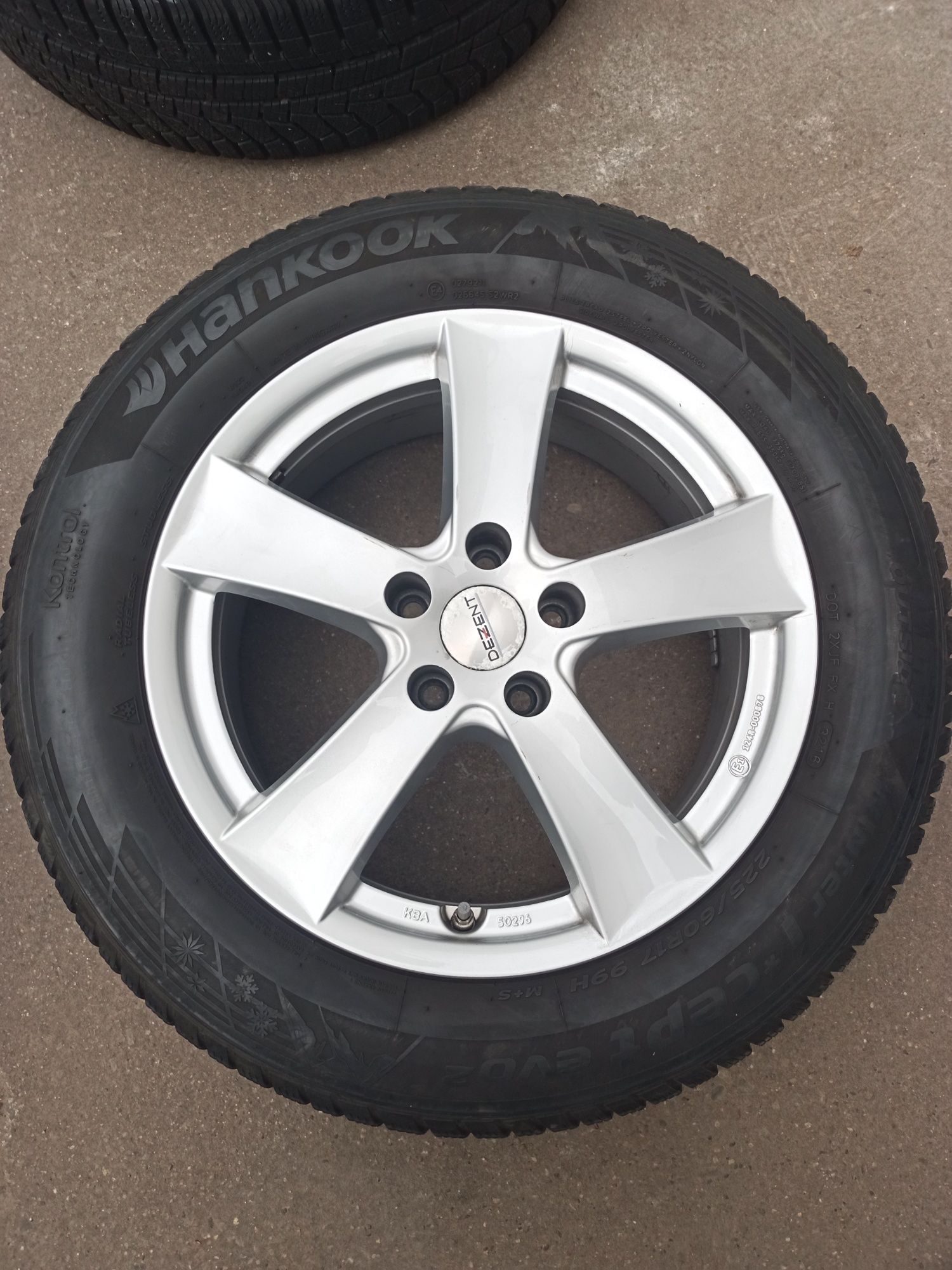 Koła felgi aluminiowe Audi VW Skoda 225/60/17 opona zimowa +łacuchy
