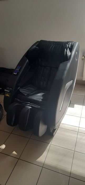 Массажное кресло