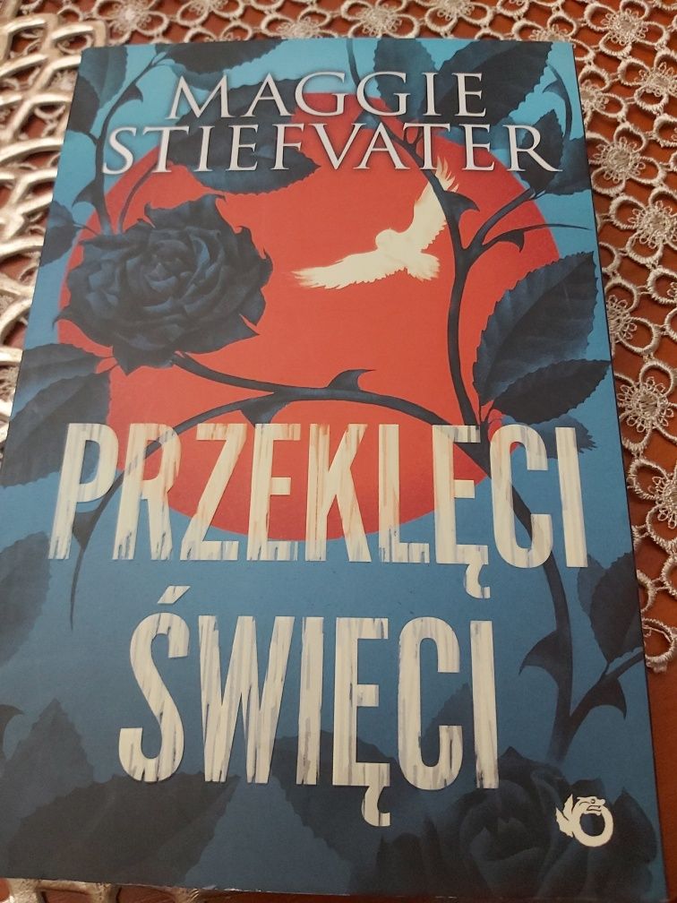 Przeklęci święci Maggie Stiefvater