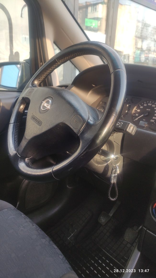 Продам Opel Zafira A