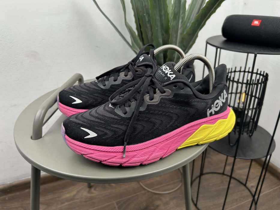 Оригінал! Кросівки Hoka Arahi 6 42 розмір М05933