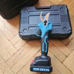 Аккумуляторный секатор Makita 24V с прорезиненной ручкой,кейсом, 2 акб
