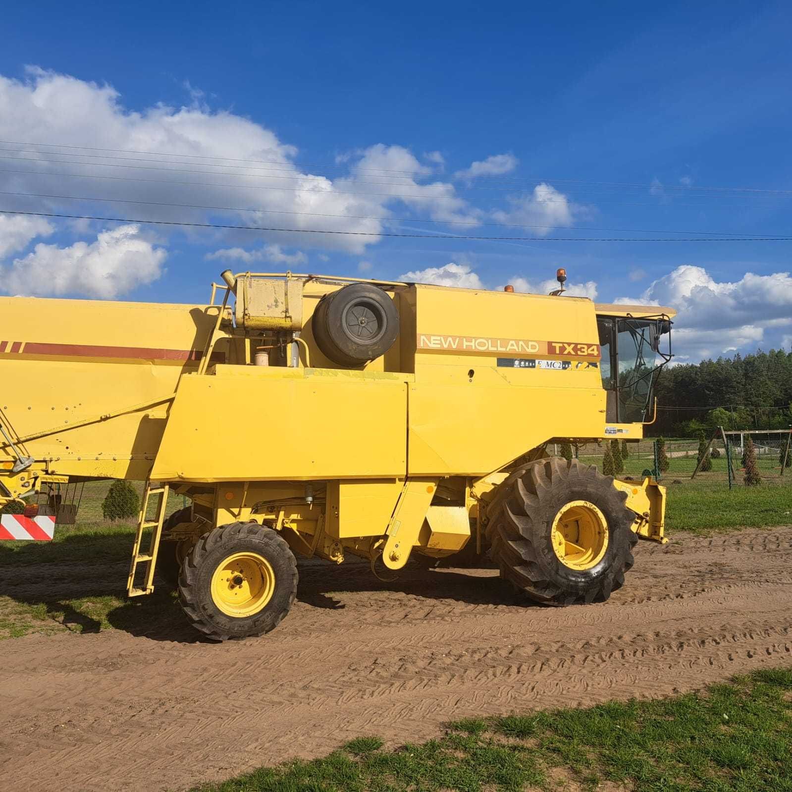 New Holland TX 34 claas
