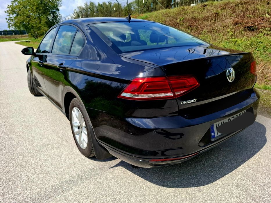 Wynajem wypożyczalnia aut pojazdów samochodów Vw Passat B8 automat