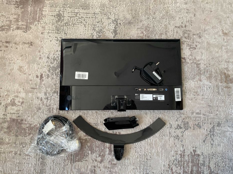 Монітор 22MP58VQ-P з ips матрицею