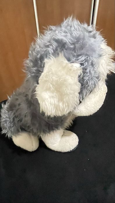 Подарую велику мʼяку іграшку Собака