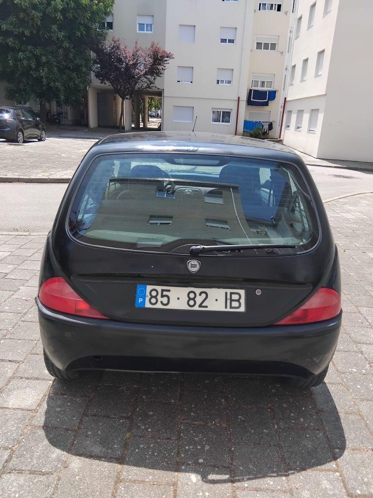 Carro muito economico lancia Y 1.2 gasolina