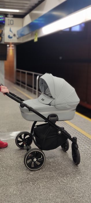 Tutis Uno 2w1 gondola i spacerówka