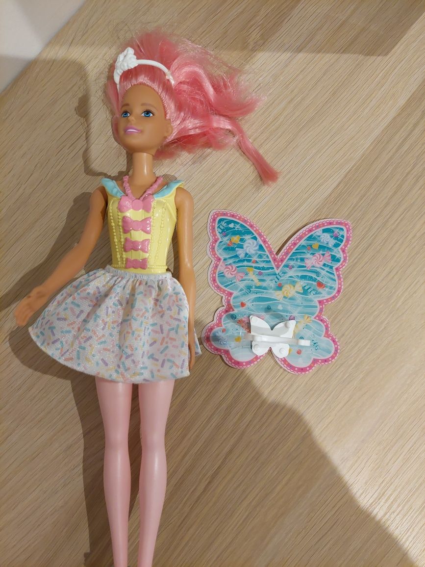 Lalka barbie wróżka motyl