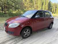 Продам Skoda Fabia! Гаражне зберігання