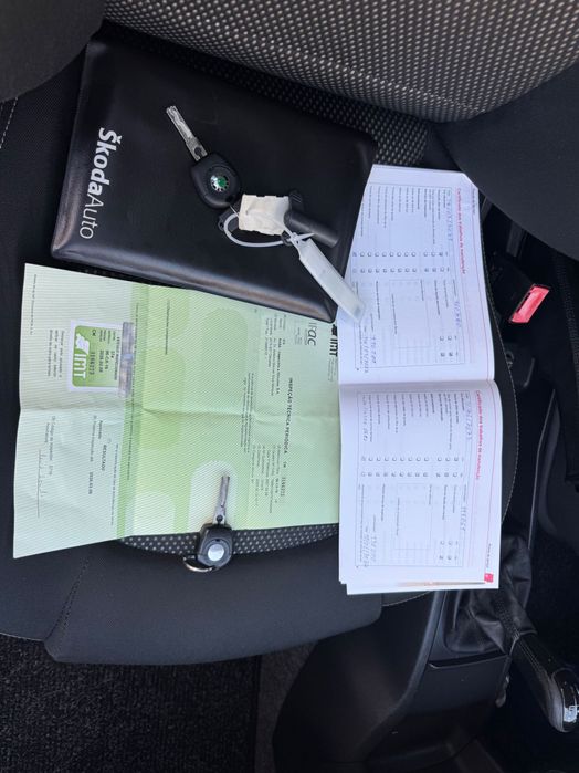 Skoda Fabia break 1.2 gasolina 64 cv único dono ( 135.600 km )