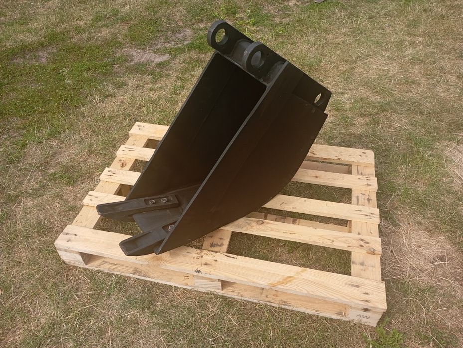 Łyżka kopiącą 30cm wąska pod fundament jcb case komatsu Kramer volvo