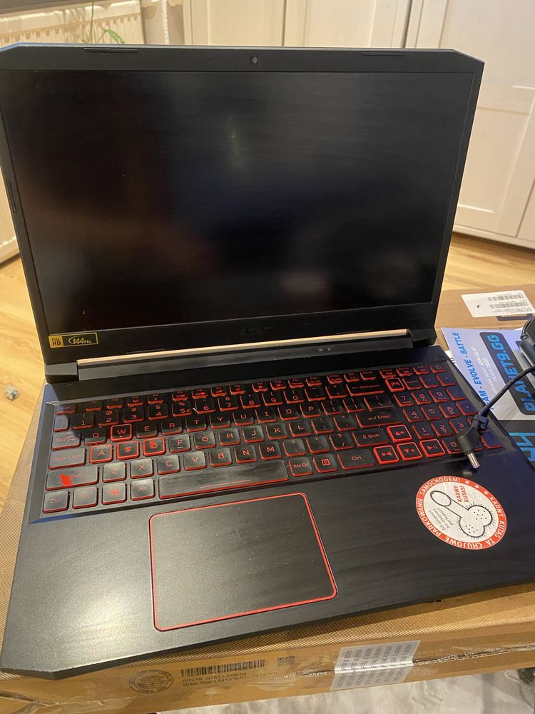 Laptop w dobrym stanie