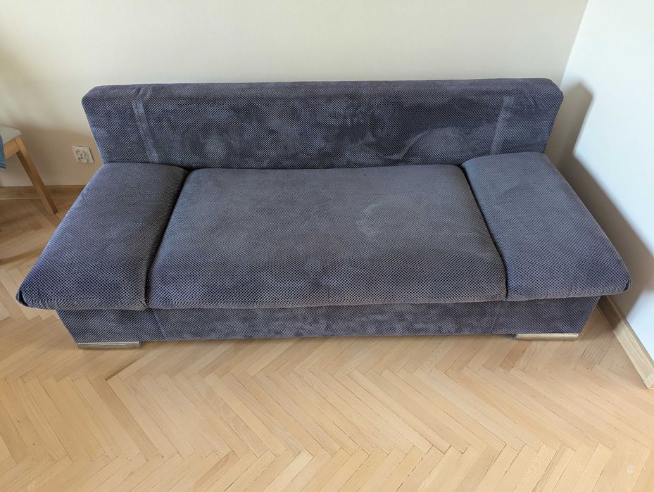 Sofa oddam za darmo