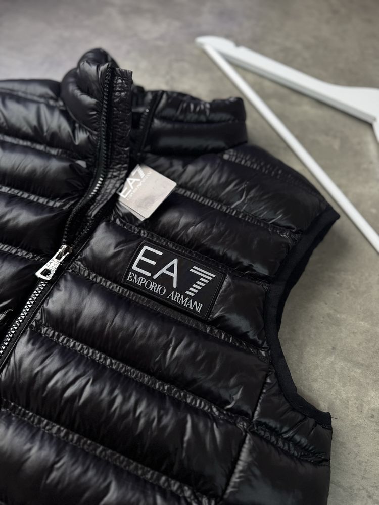 Жилетка EA7 , безрукавка Ea7 emopio armani