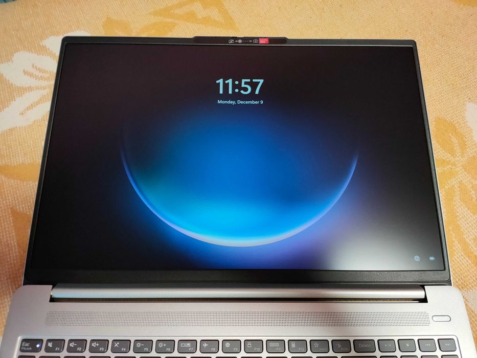 ноутбук Lenovo IdeaPad Slim 5 16IRL8 (16", i7-13620H, 1тб) стан нового