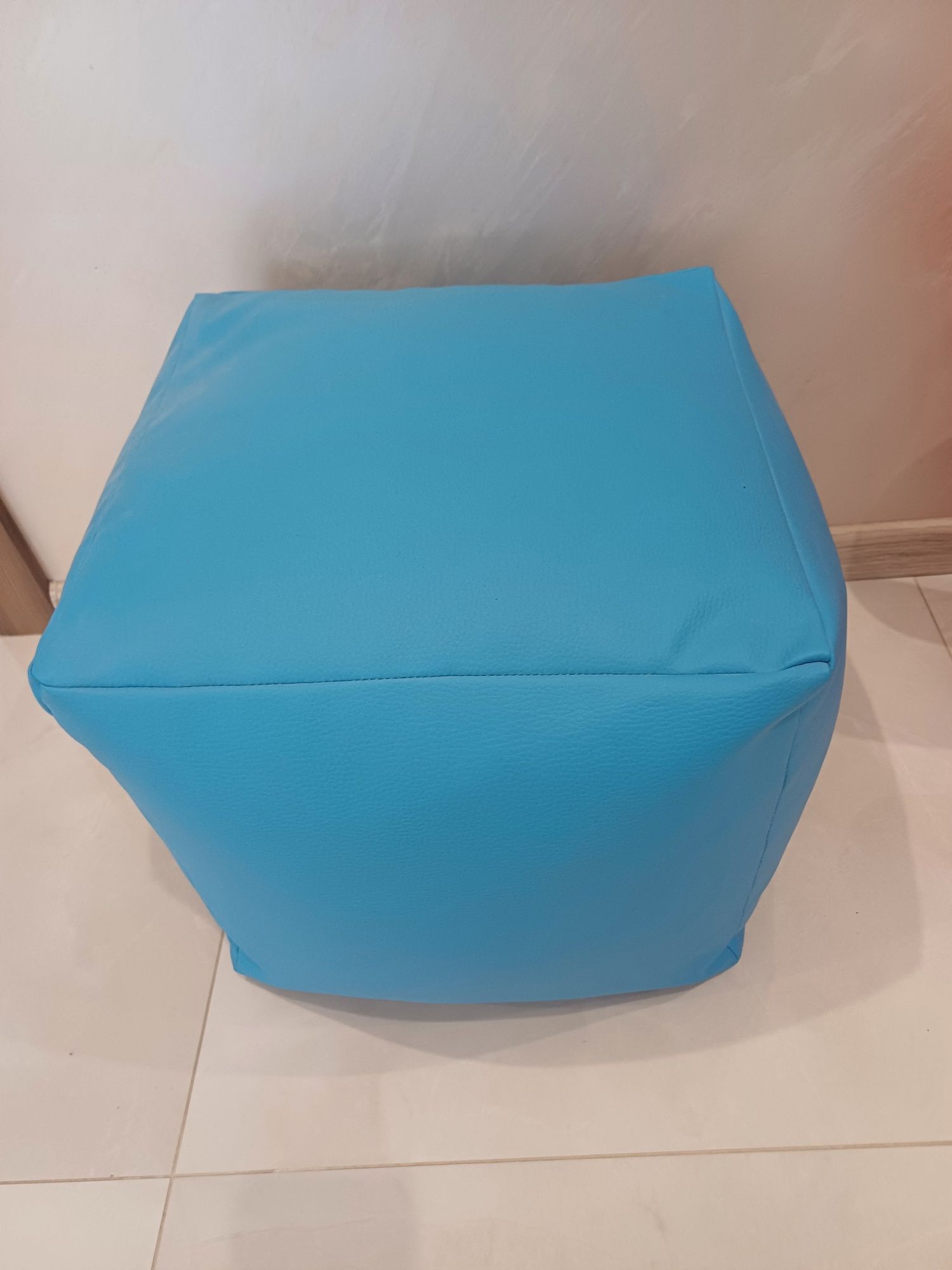 Nkebiesma pufa 40x40