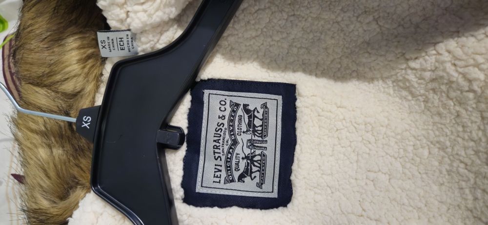 Куртка жіноча Levis navy
