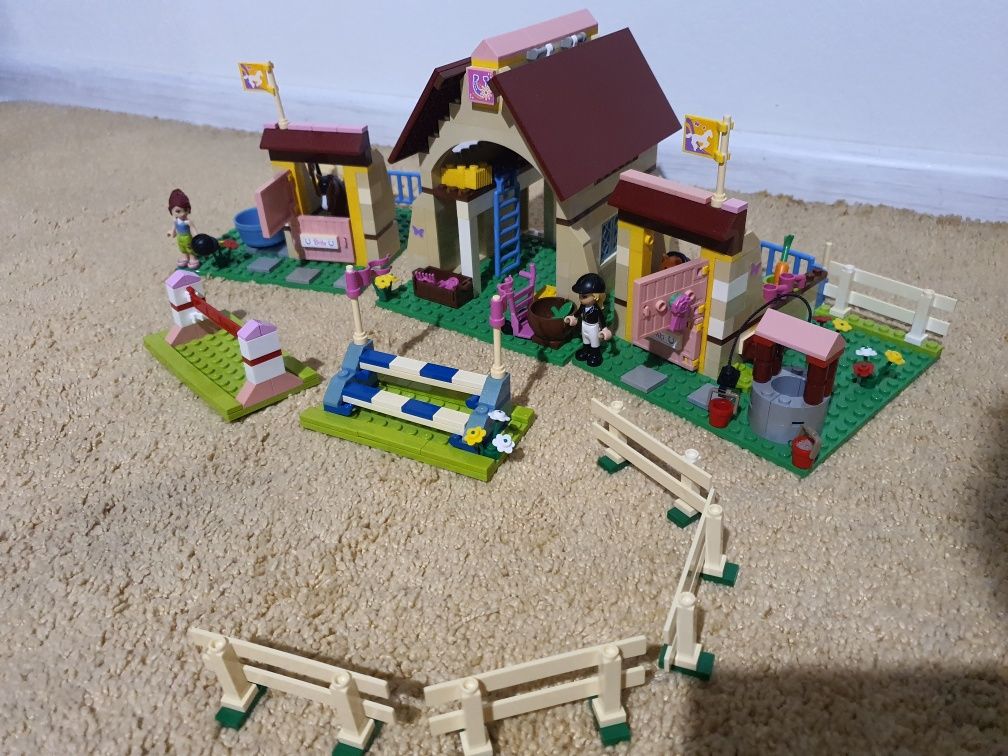 Zestaw Lego Friends 3189 Stadnina w Heartlake