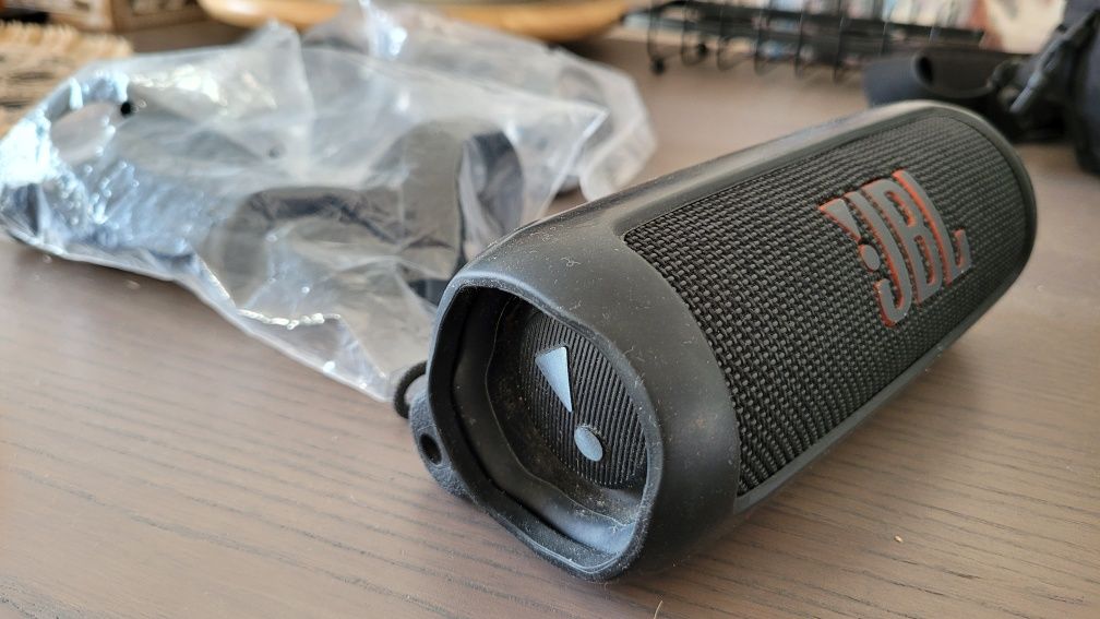 2 Capas + fitas JBL Flip 6