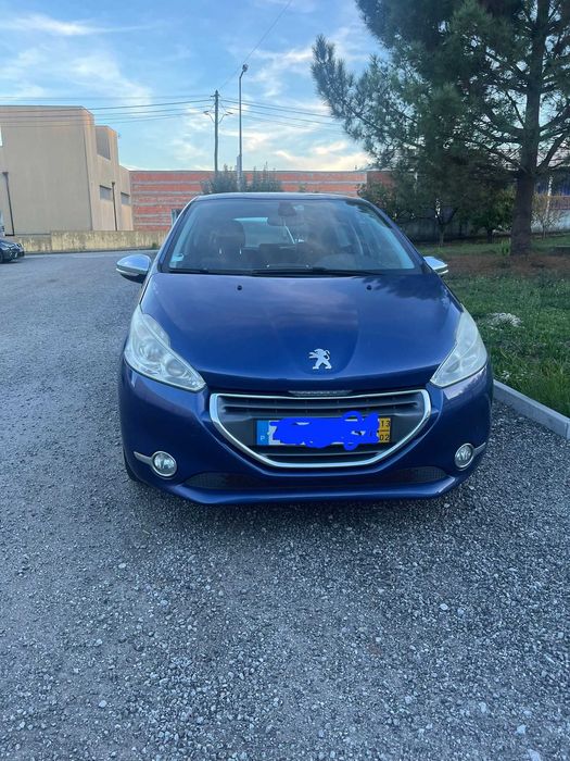 Peugeot 208 - 1.4 HDi Allure - 2013