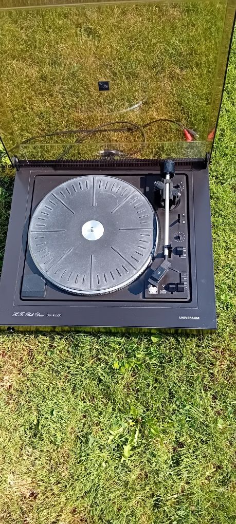 Gramofon universum