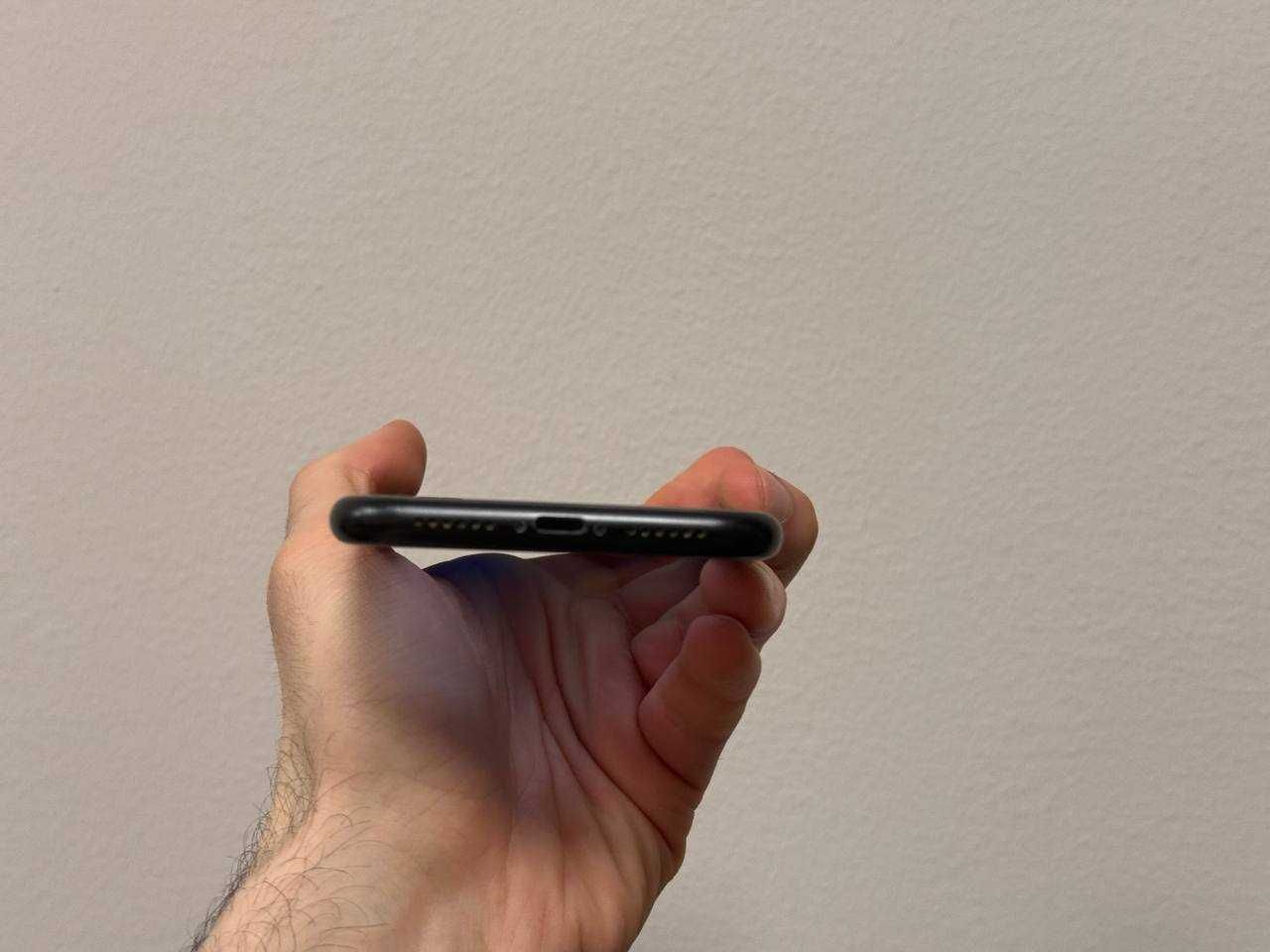 iPhone XR Стан 9.5 з 10