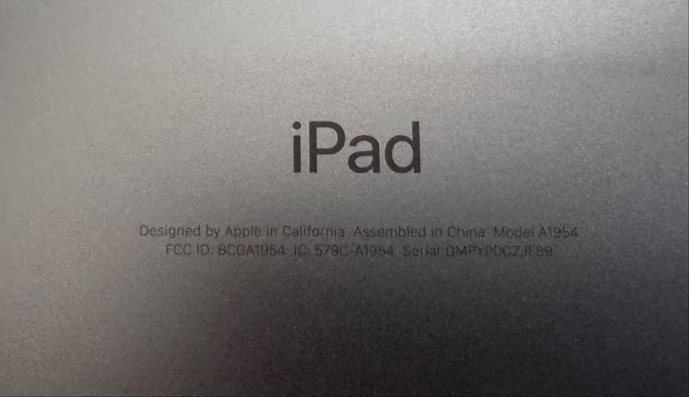 Айпад планшет Apple iPad (6-го поколения) 128 ГБ