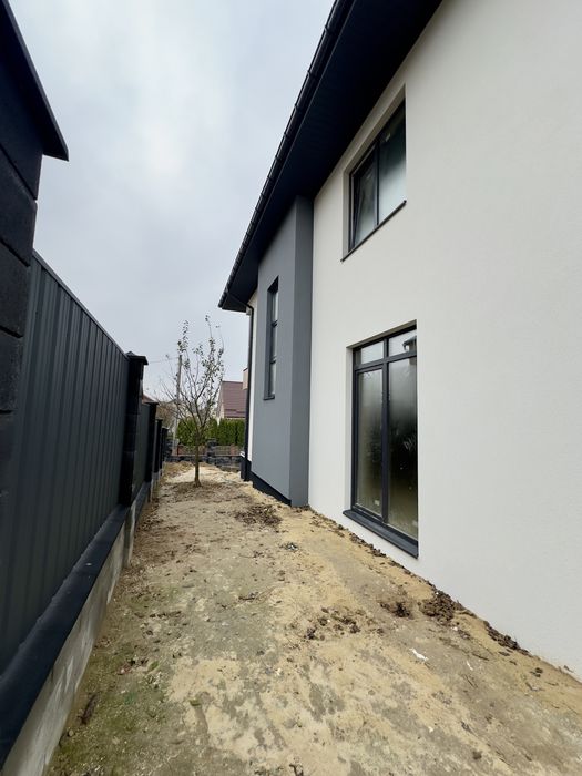 Будинок в Червоних горах