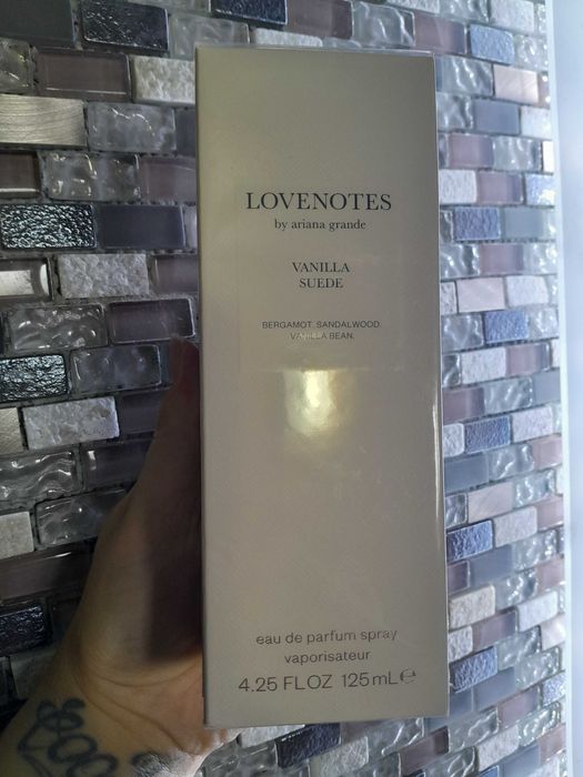 Ariana grande love notes vanilla suede perfume