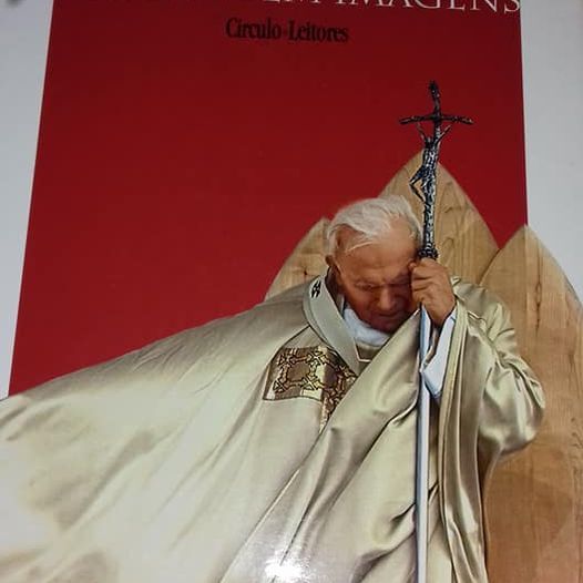Livro "Joao Paulo II Crónica em imagens".