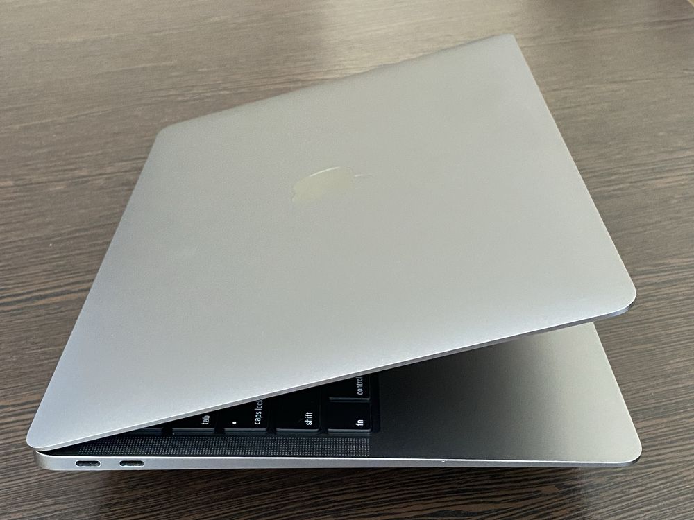 MacBook Air 2020 i5 1.1GHZ 16GB 256GB SSD. Відмінний стан. ГАРАНТІЯ