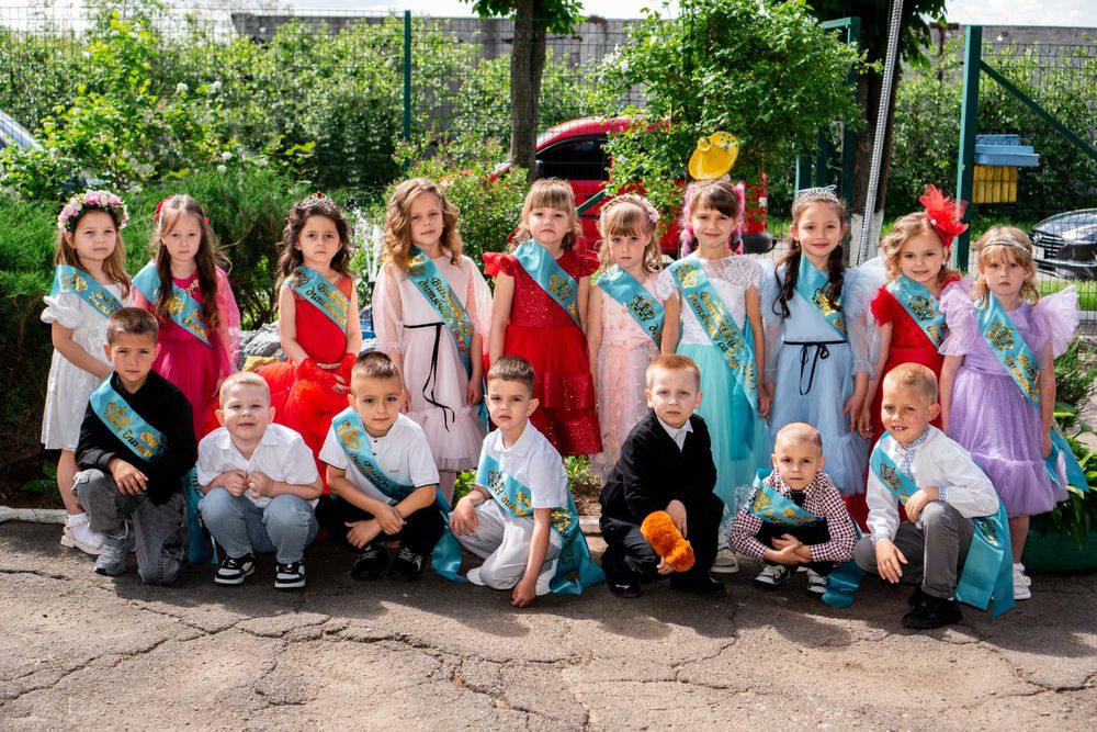 Фотограф Дизайнер дитячі випускні альбоми / Фотограф в садочок, школу