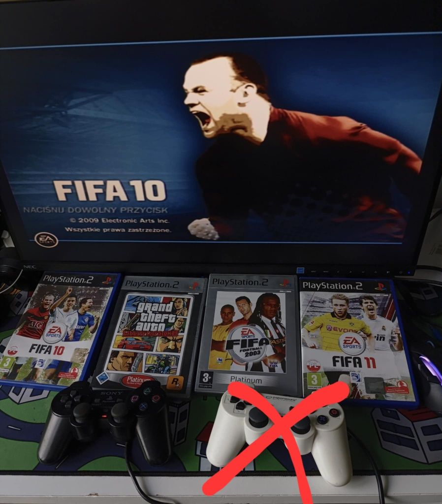 ps2 z 4 grami i 2 padami