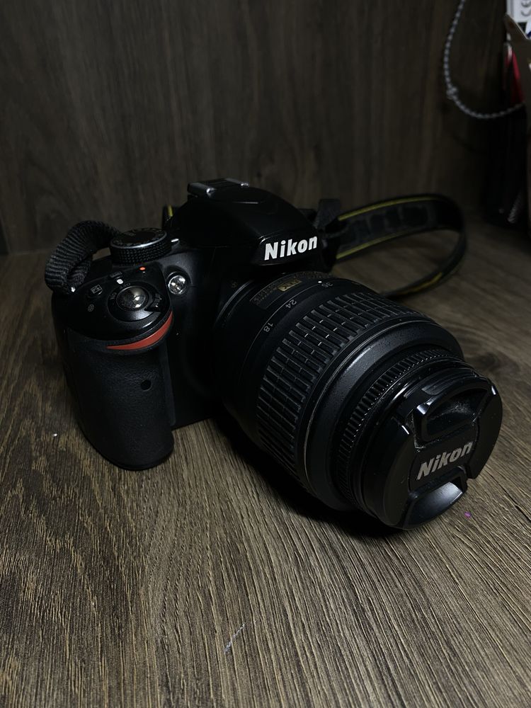 Фотоопарат Nikon D3200 + обʼєктив kit 18-55mm