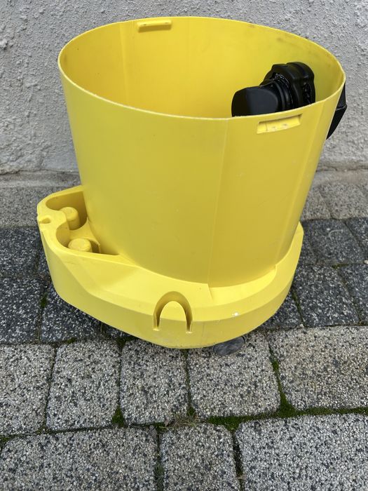Zbiornik do odkurzacza Karcher Wd3 stary model