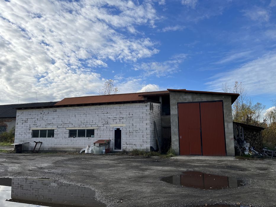 Автосервіс. Гаражі. Складські приміщення