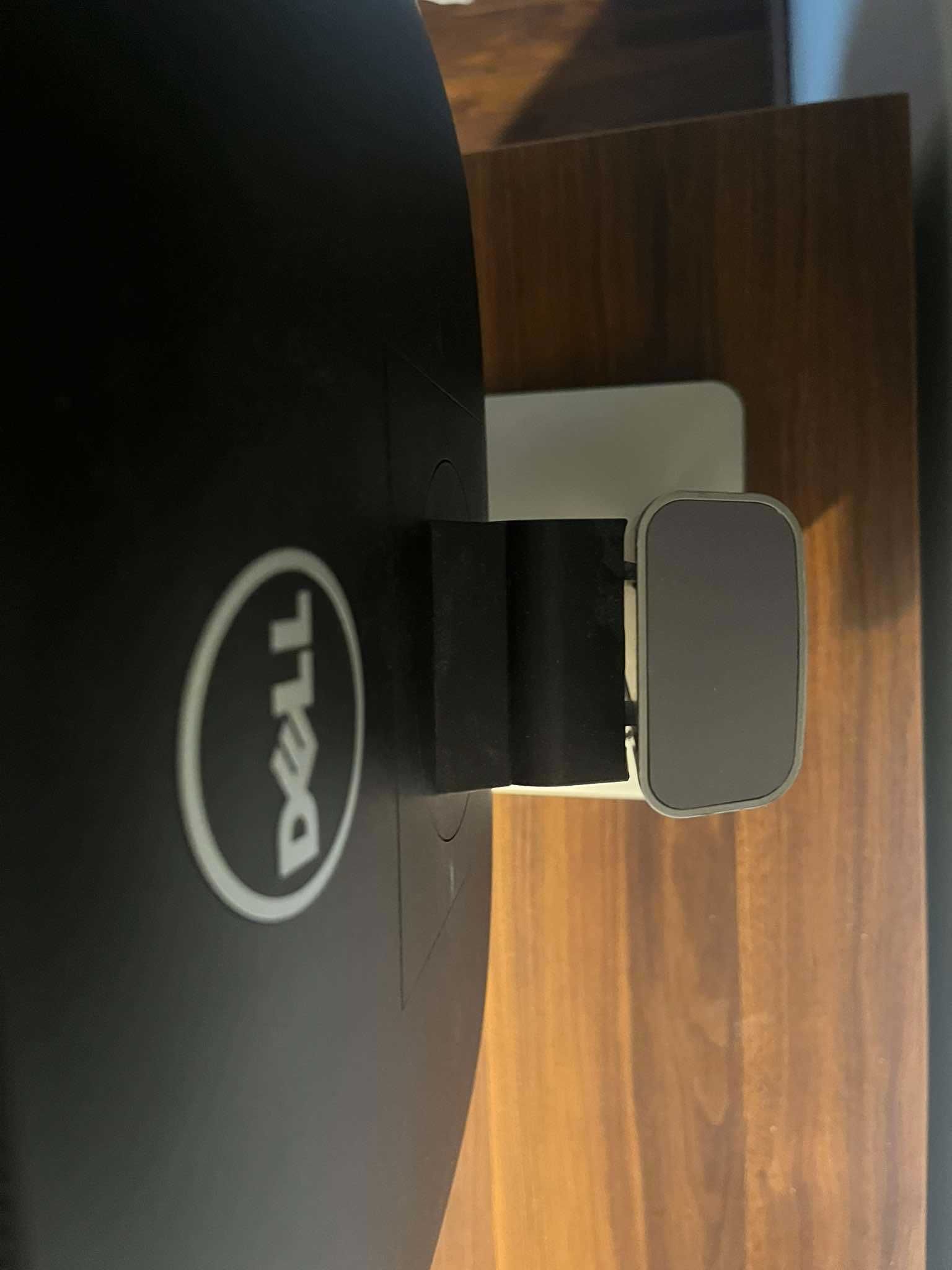 monitor DELL używany
